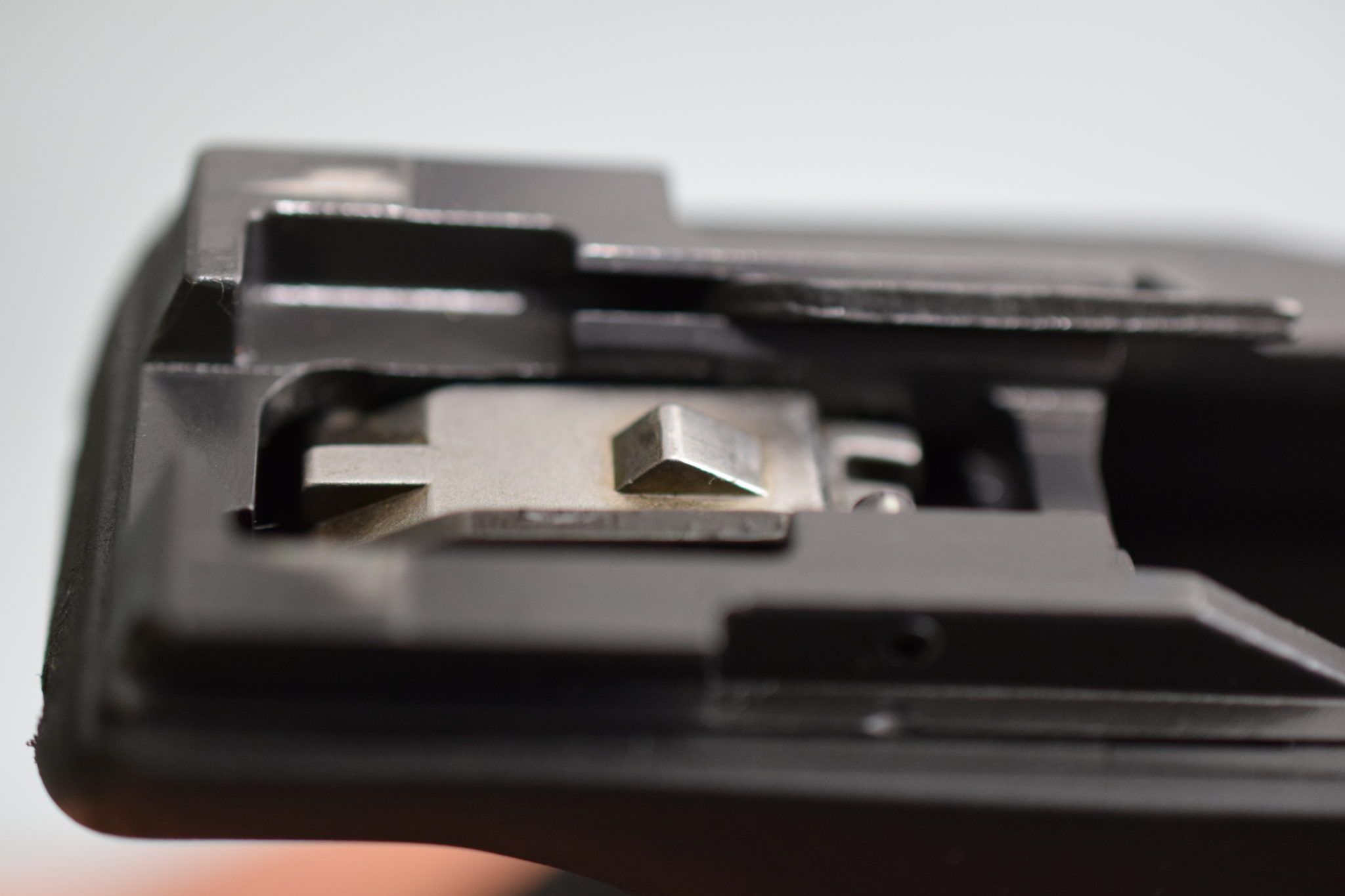 How Guns Work Striker Fired Pistols The Arms Guide